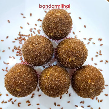 Avisiginjala Laddu (Flax Seeds Laddu)