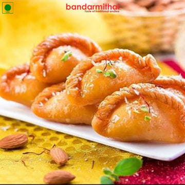Ghee Kova Puri / Chandrakala
